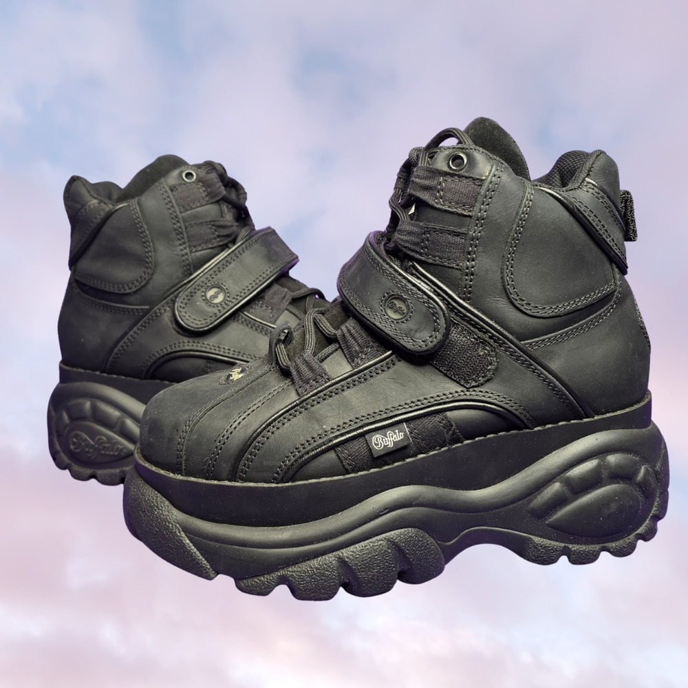 Vtg 90s Buffalo London Black Leather Platform Chunky High Gothic Sneaker 38